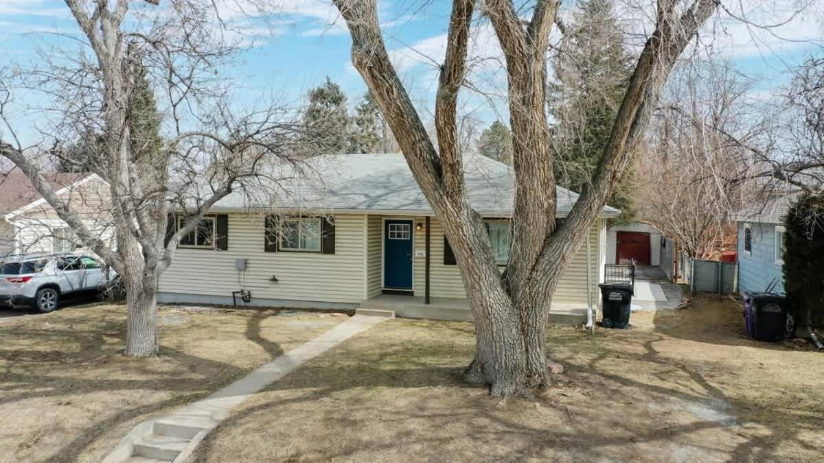 Peaceful Retreat In Quite Neighborhood * Denver